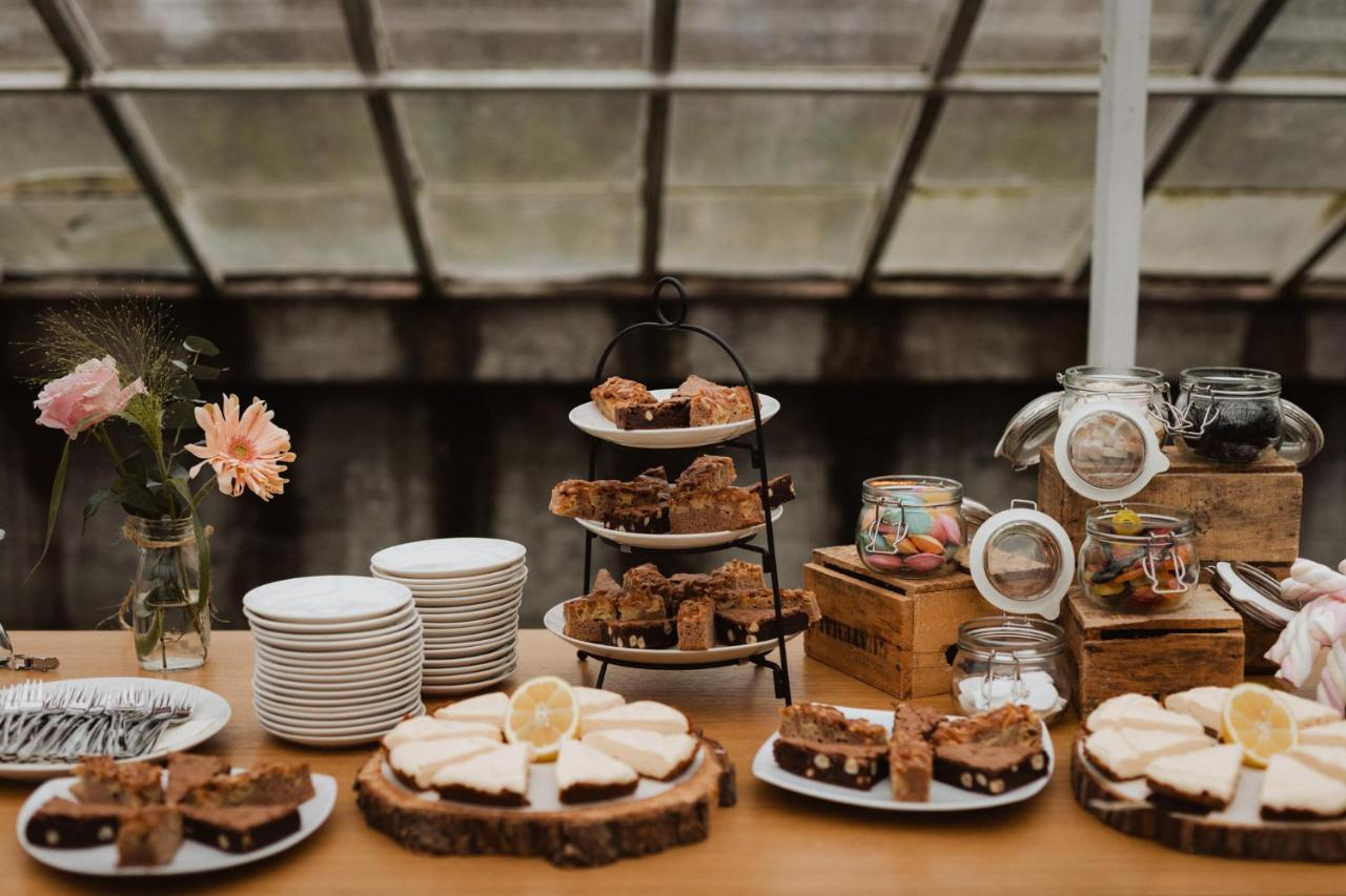 Wijngaard Saalhof Bed & Breakfast Wognum Eksteriør bilde